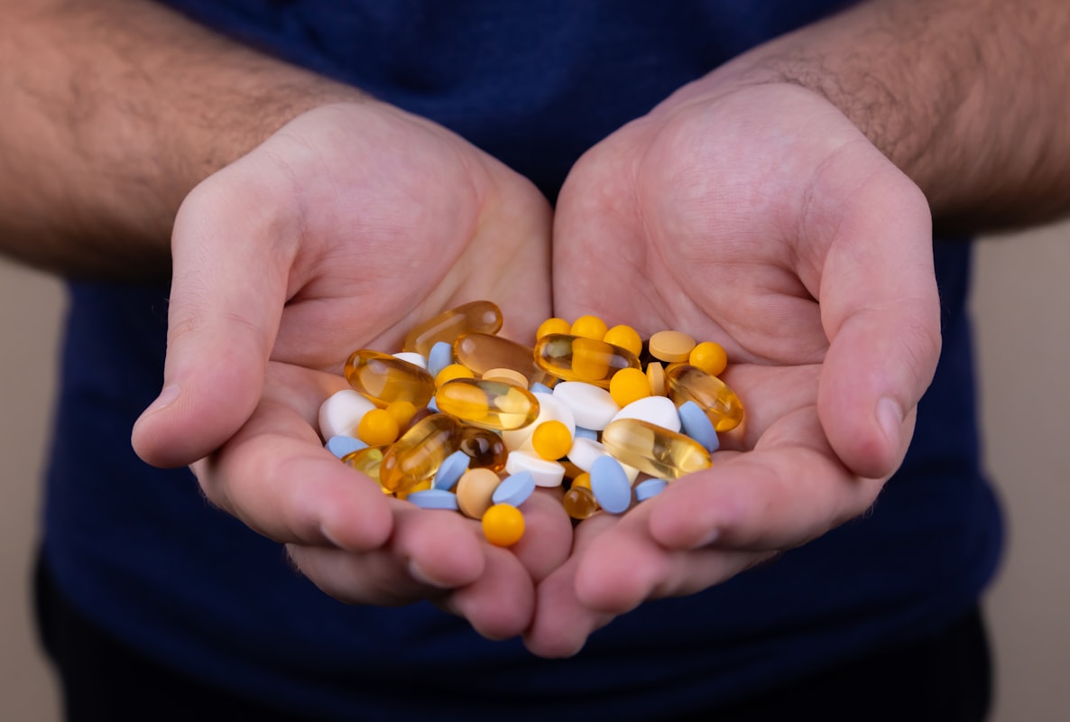 Natural supplement capsules